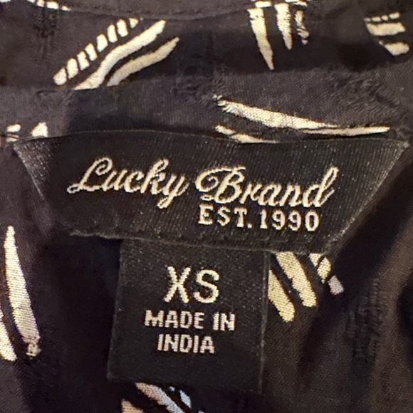 Lucky Brand top - Picture 8 of 8